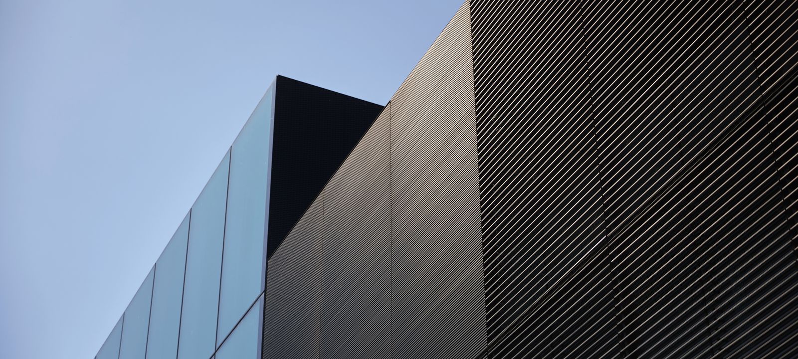 Capital Markets, facade på bygning